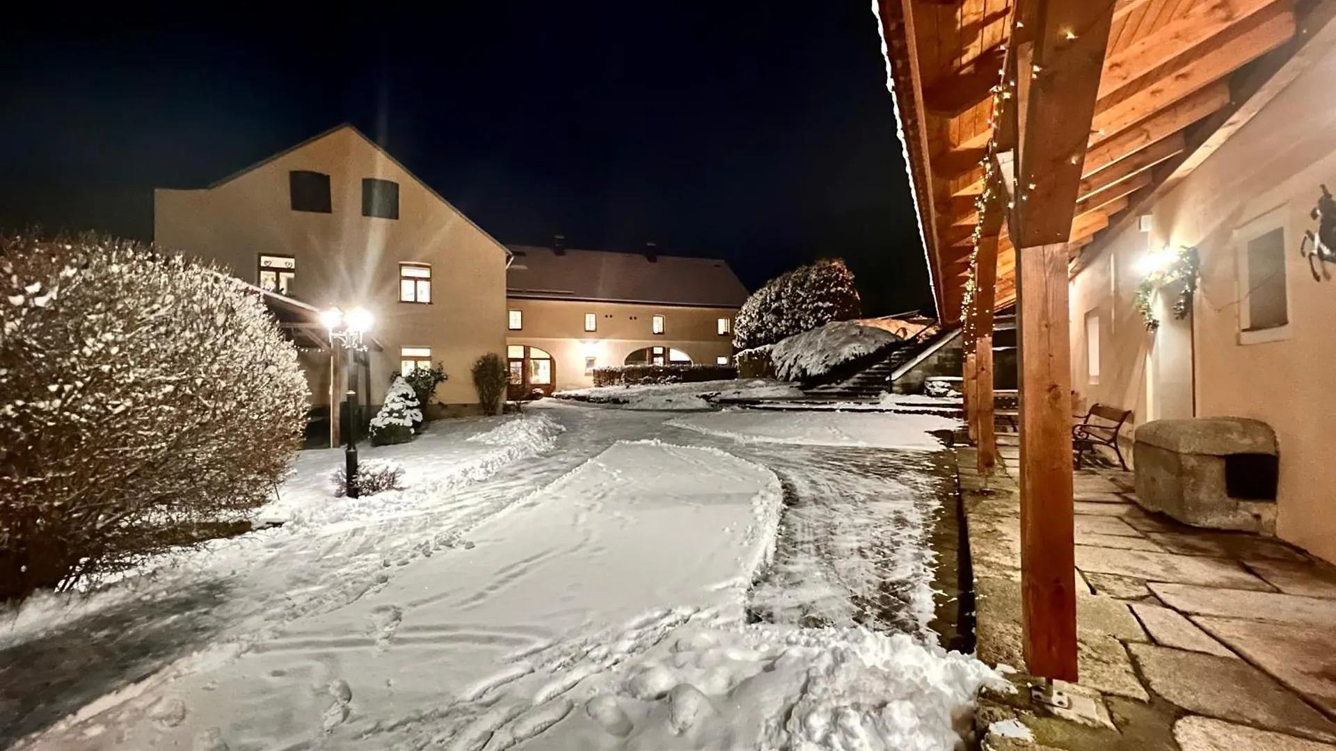 Krusne Hory Erzgebirge Wellness Apartments Dvur Stran Karlovy Vary