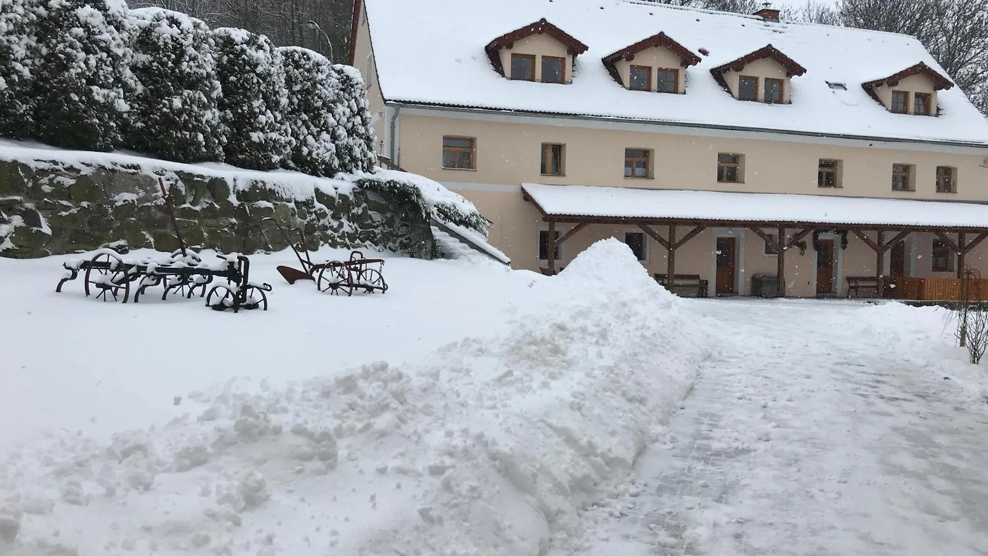 Krusne Hory Erzgebirge Wellness Apartments Dvur Stran Karlovy Vary