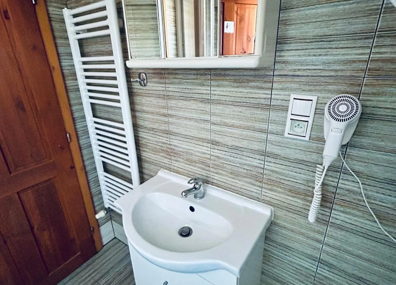 Krusne Hory Erzgebirge Wellness Apartments Dvur Stran Karlovy Vary Czech Republic